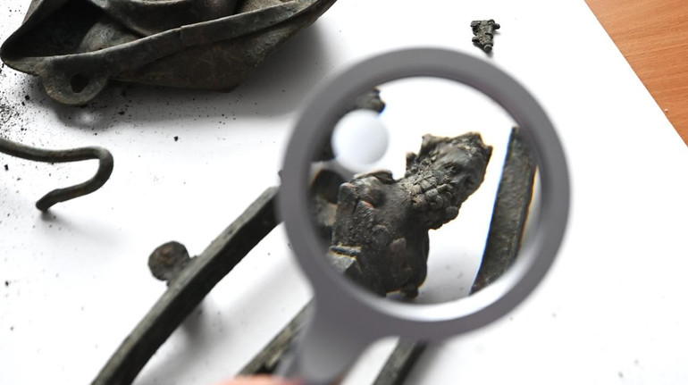 На Вінниччині судитимуть чоловіка, який намагався продати артефакти князівського поховання