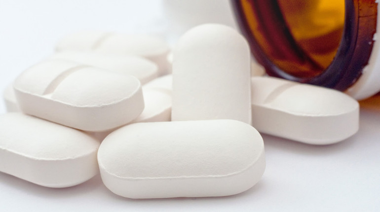 Можуть боротися з супербактеріями: у США схвалили нові ліки проти гонореї