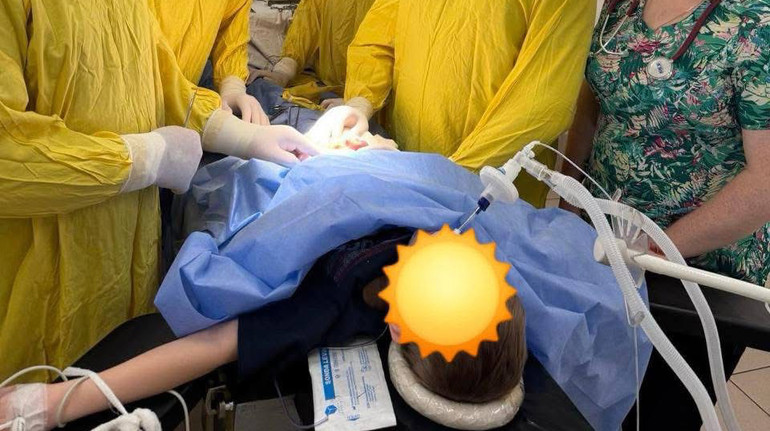 Скаржився на біль у животі: на Франківщини лікарі врятували хлопчика, який проковтнув 17 магнітів