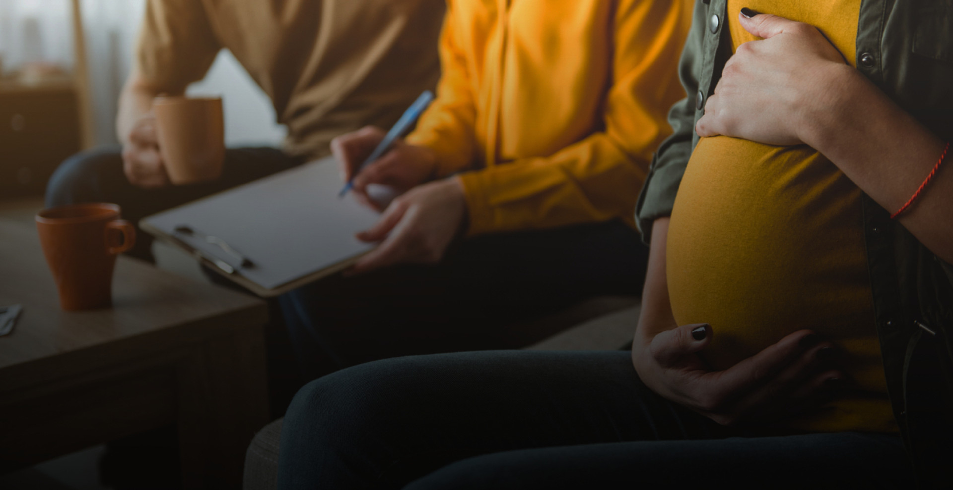 Україна почне регулювати сурогатне материнство 