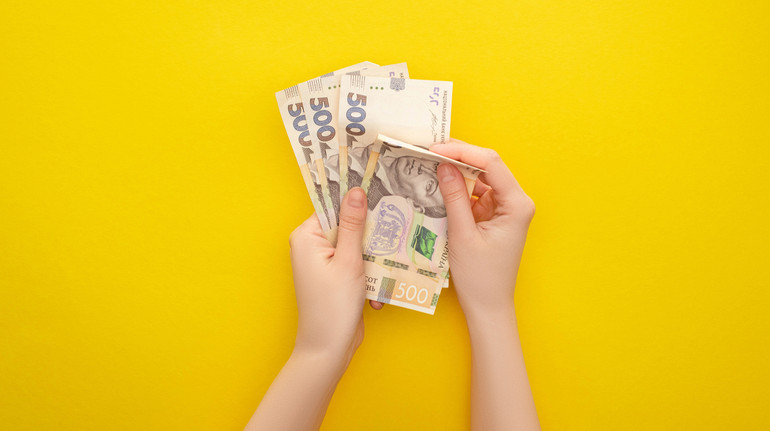 Чи обов’язково розлучатися, щоб отримувати аліменти на дитину? Розповіли юристи