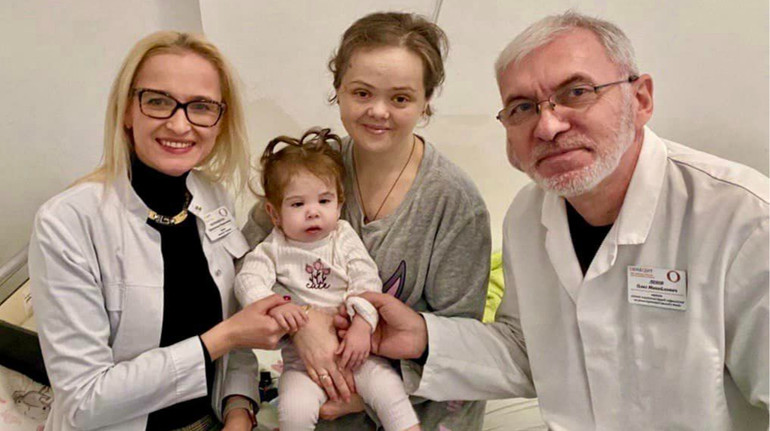 У Львові медики врятували дитину з рідкісним синдромом П’єра-Робена: вона була у вкрай важкому стані