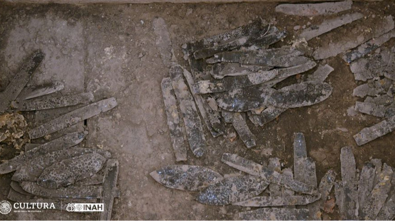 У Мексиці знайшли десятки ножів для жертвоприношення богу ацтеків