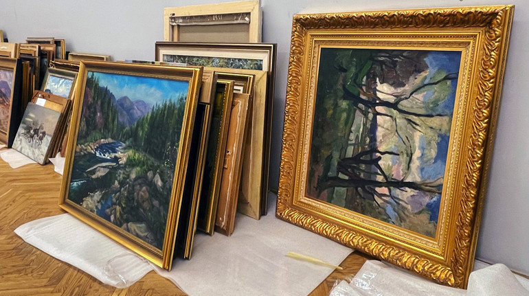 Третину картин із колекції Медведчука передадуть Національному художньому музею