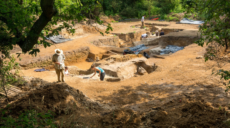Вчені знайшли докази найдавнішого використання вогню: раніше вони помилялися на сотні тисяч років