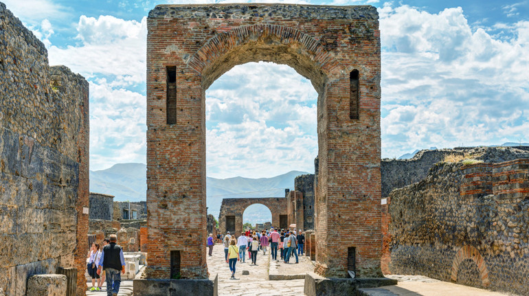 Тверднув навіть під водою: вчені розкрили таємниці надміцного давньоримського бетону