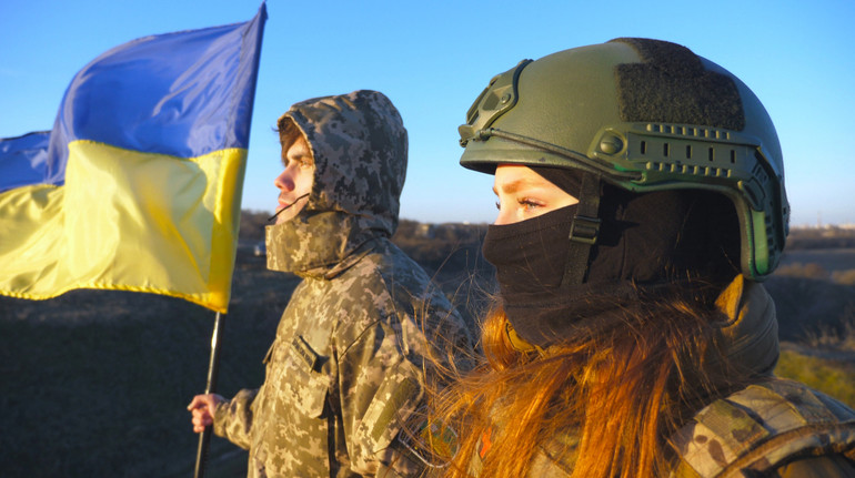 Що скажемо дітям, чиї батьки воюють з 2014 року?: українці реагують на 1000 днів повномасштабної війни