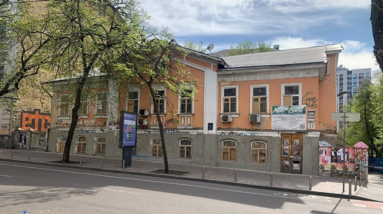 Пам'ятка Будинок з хлібною лавкою під загрозою руйнування через дії власника