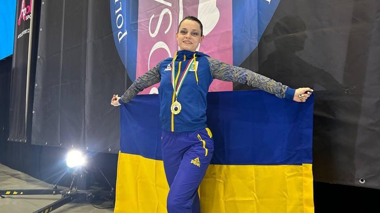 Українка Варвара Рахманіна здобула золото на Чемпіонаті Європи з повітряної гімнастики