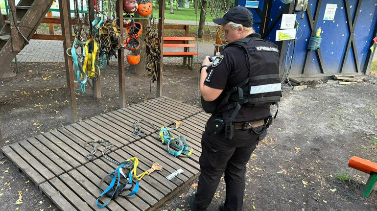 У Києві на канатній дорозі травмувалися двоє дітей: поліція розпочала провадження