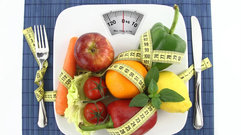 Різноманітність чи рутина? Вчені з’ясували, який підхід до харчування допомагає худнути ефективніше