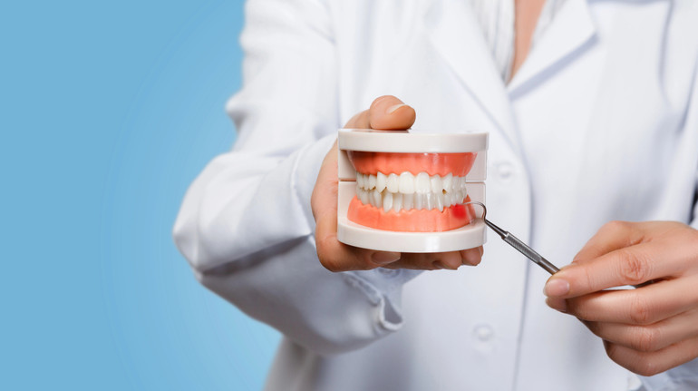 Може змінити стоматологію: вчені винайшли гель, який допомагає відновити зубну емаль