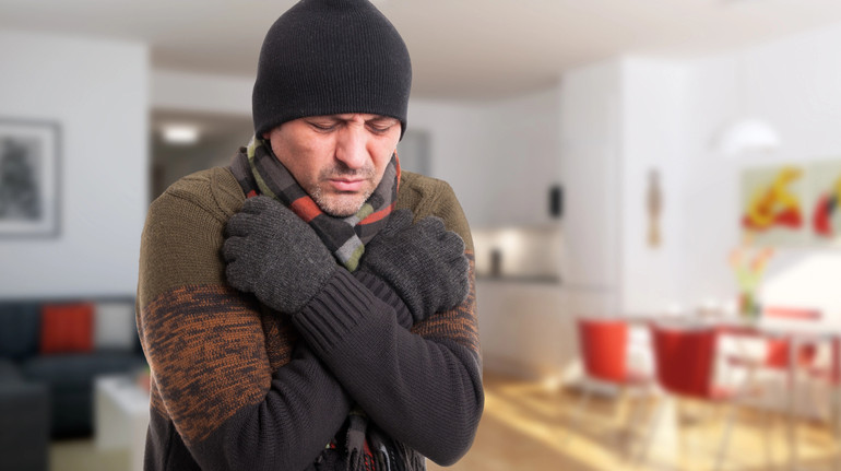 Чому наше тіло тремтить від холоду та коли це може бути ознакою проблеми? Пояснюють лікарі