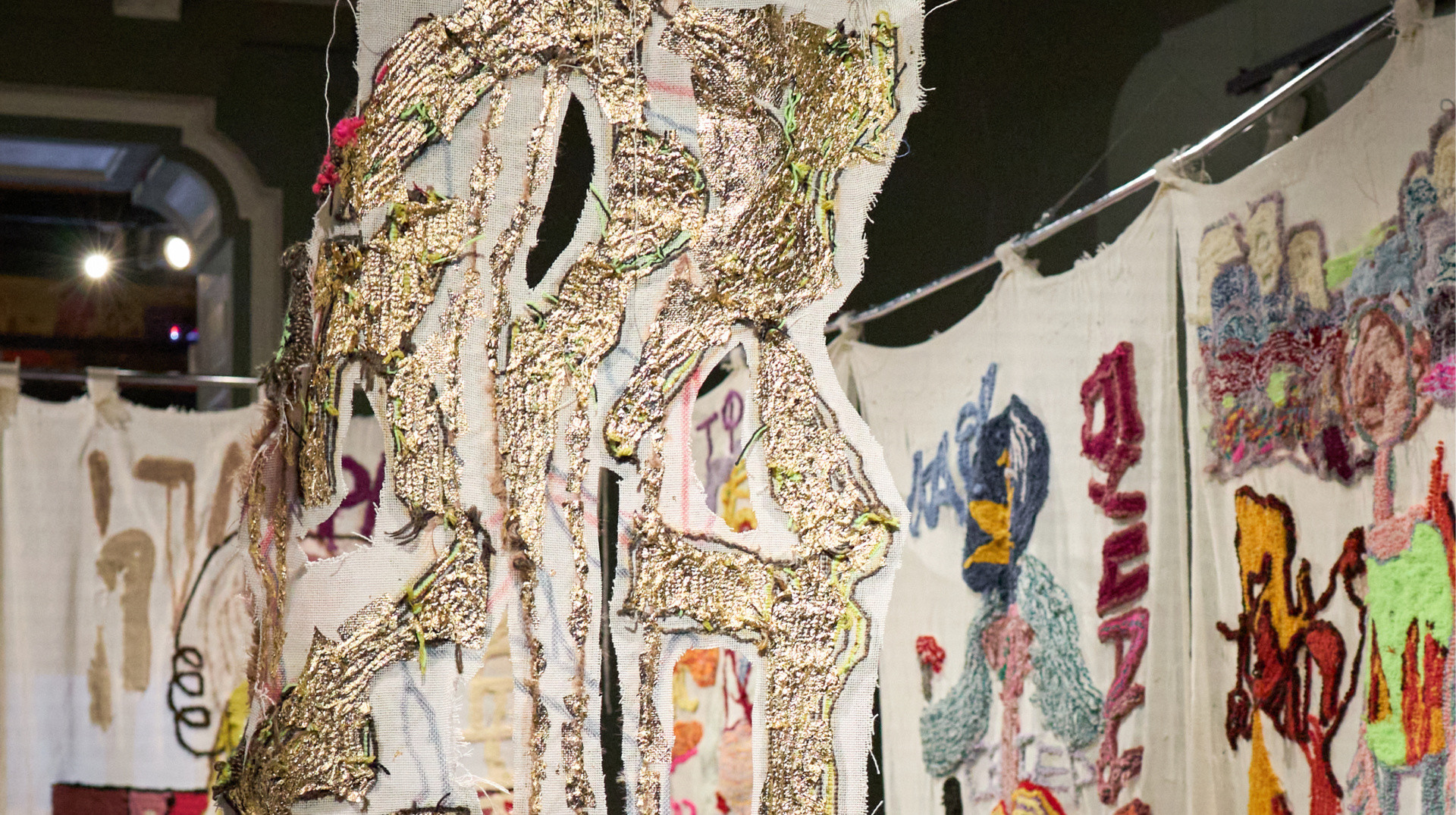 У раю немає роботи, але є виставки: Анна Сапон – мисткиня з синдромом Дауна про рай, любов та першу виставку