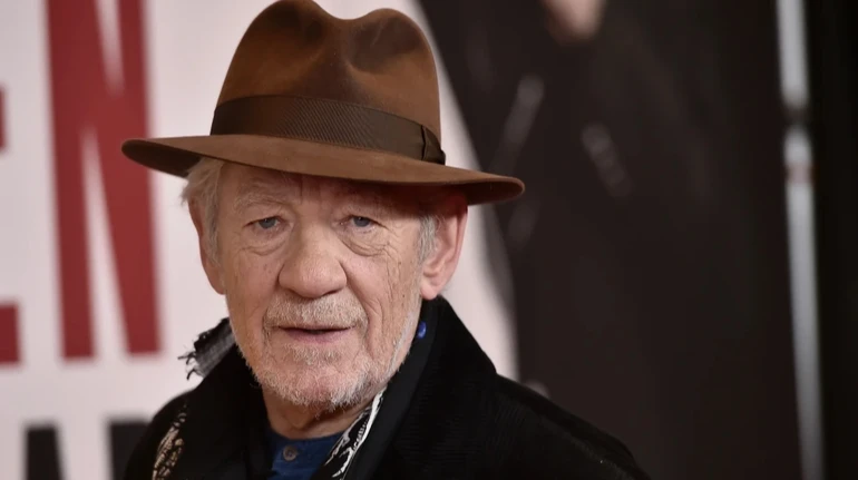 Ієн Мак-Келлен прочитав вірш українського ветерана Артура Дроня