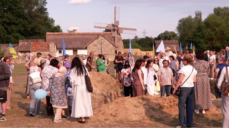 У музеї Пирогів представили першу кримськотатарську садибу