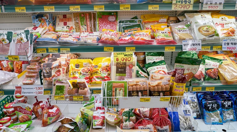 Що таке ультраоброблені продукти, як їх розпізнати і чому варто уникати