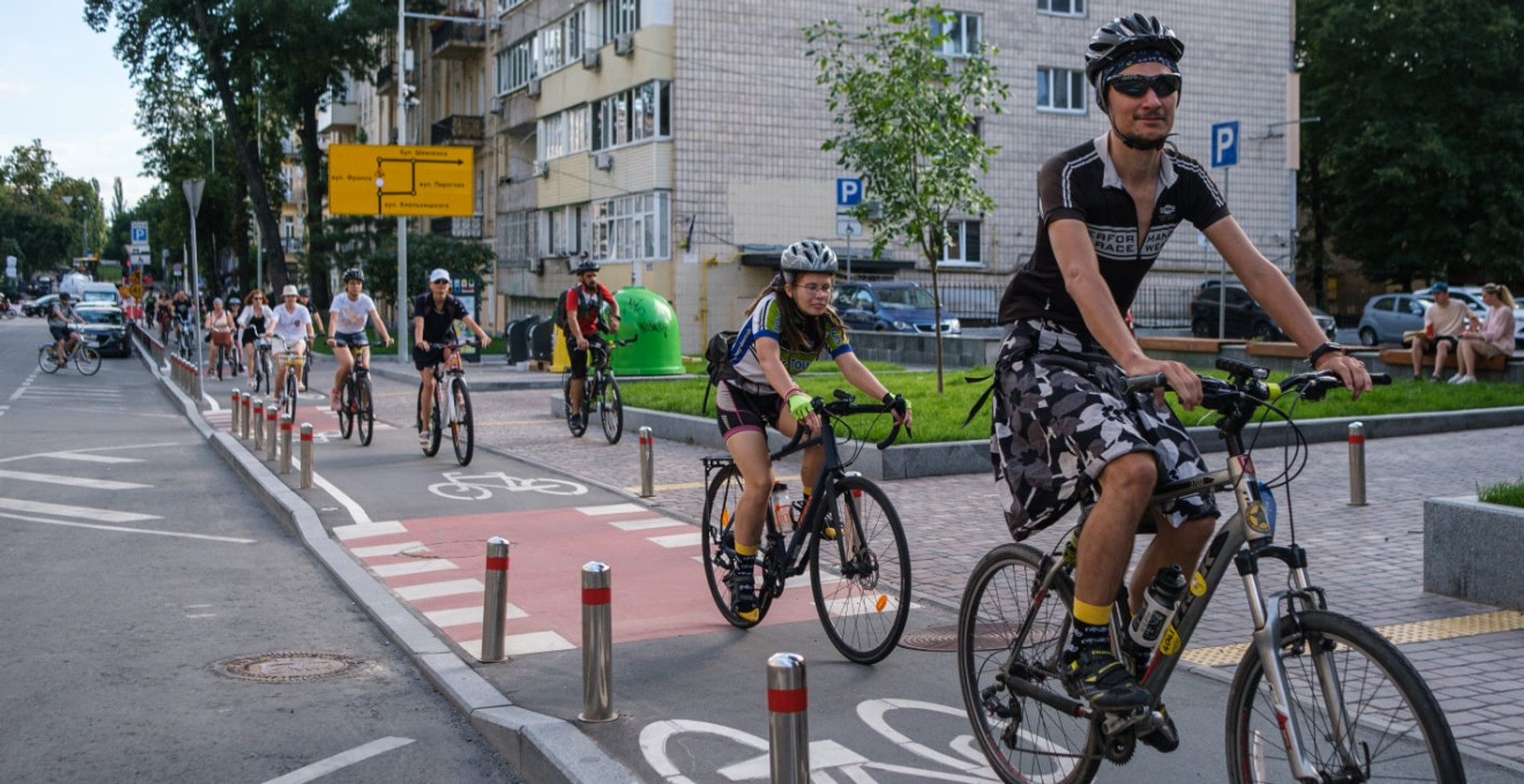 Без велодоріжок в нікуди: як зробити українські міста безпечними для велосипедистів