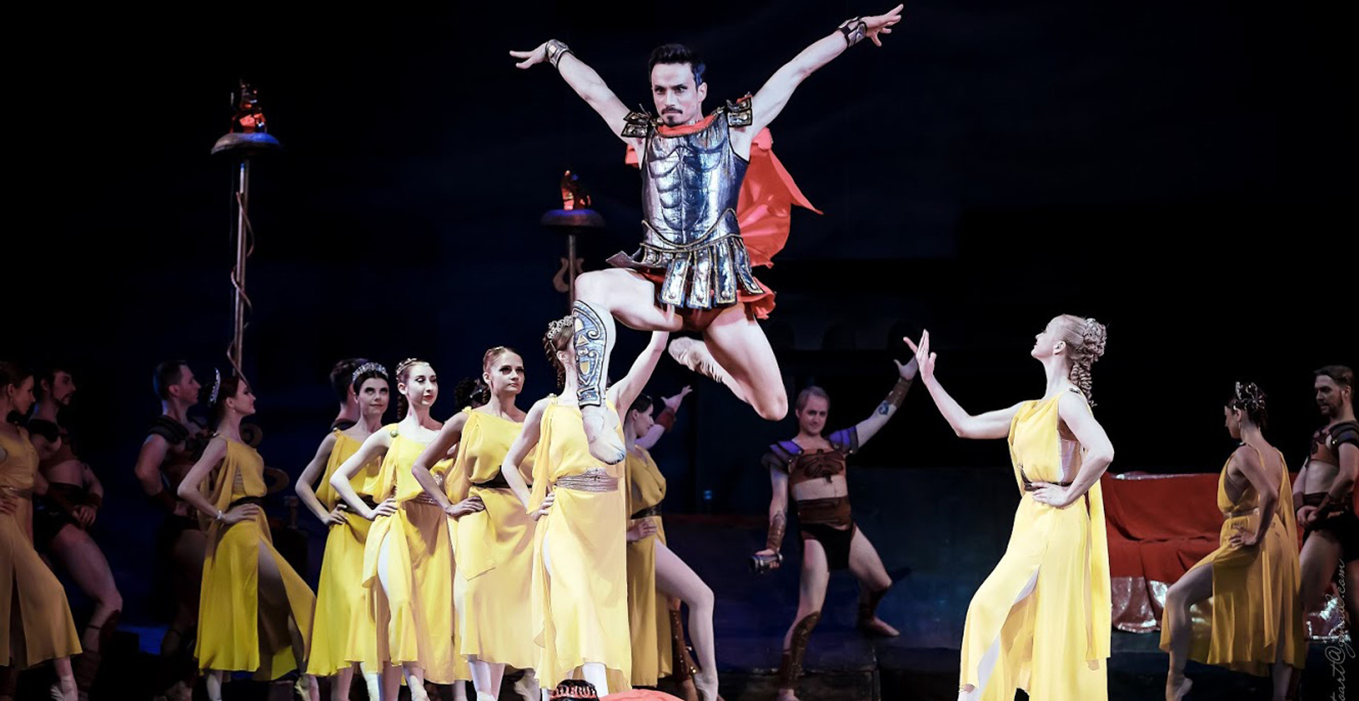 Премьер балета Александр Стоянов: И в нашем театре ты как артист можешь добиться признания на международном уровне