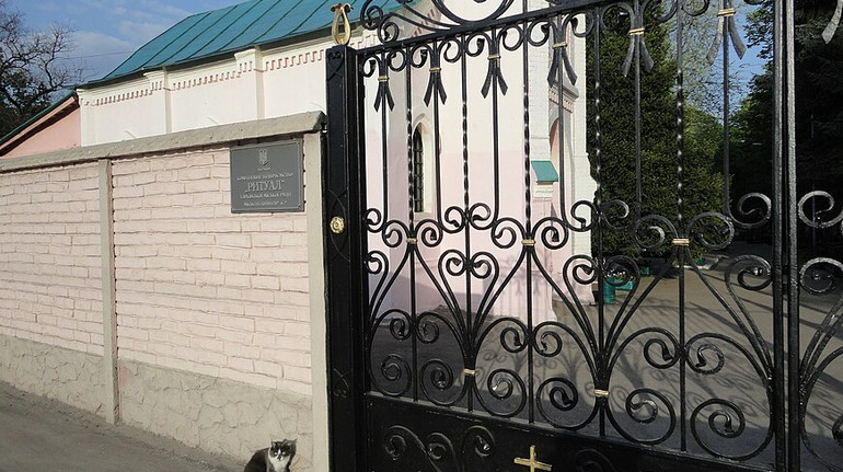 На Харківщині вилучили братські могили з переліку культурної спадщини