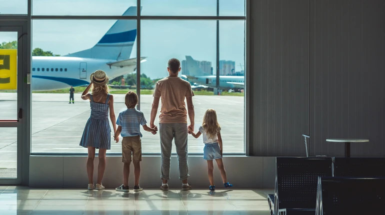 Бажання подорожувати, ймовірно, закладене у нашій ДНК: вчені виявили несподіваний зв'язок