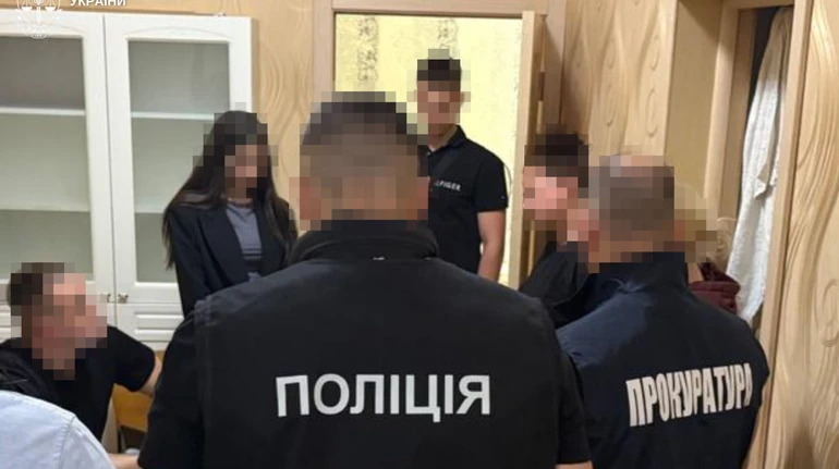 Шукала жінок у скруті: на Львівщині викрили організаторку міжнародної схеми секс-бізнесу