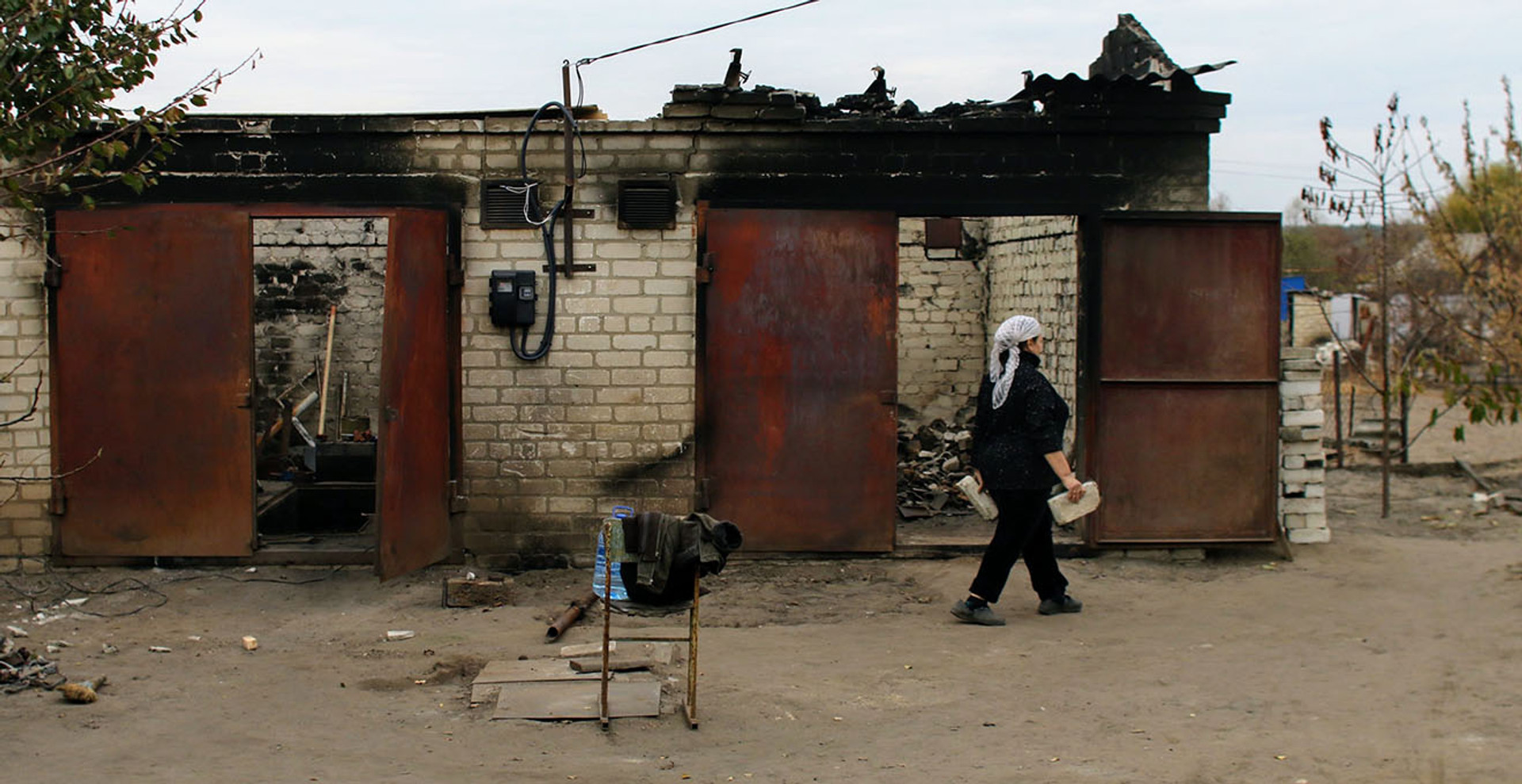Все було, нічого немає: як виглядають села Луганщини після пожеж