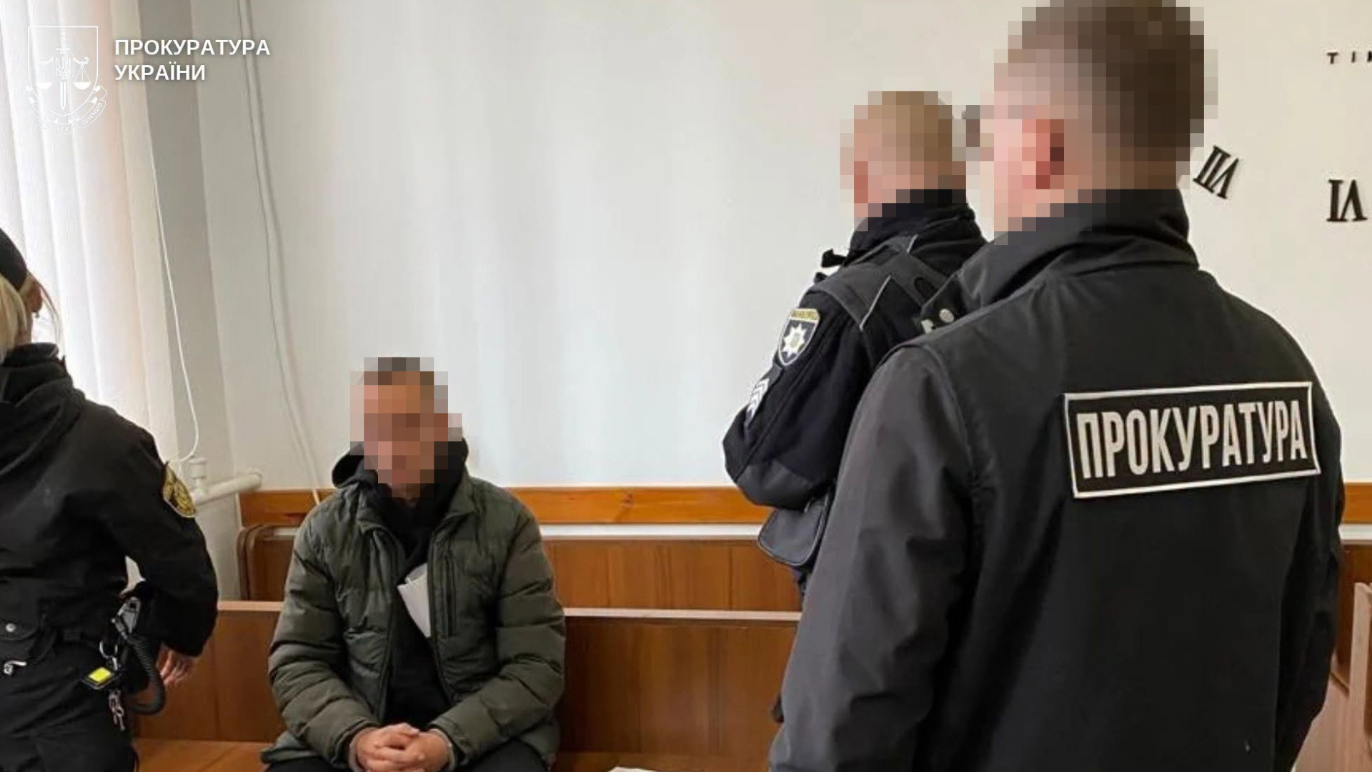 На Львівщині юнака судили за зґвалтування зведеної 13-річної сестри, яка приїхала на літні канікули
