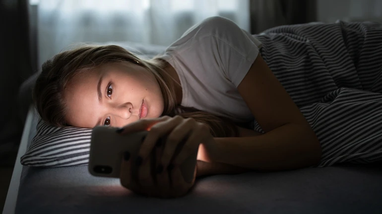 Надмірне використання соцмереж збільшує ризик тривожності та депресій у підлітків – учені