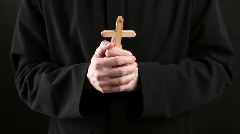 У США 75 священників підозрюють у сексуальному насильстві щодо дітей: більшість уникли покарання