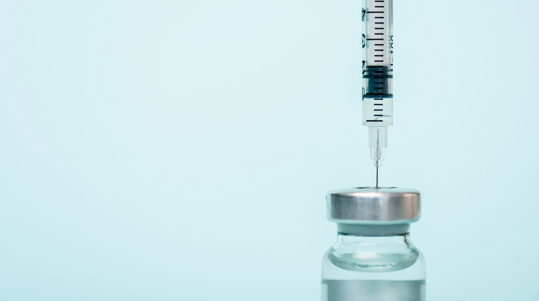 Три чи одна? Лікар пояснив, скільки доз вакцини треба для захисту проти ВПЛ