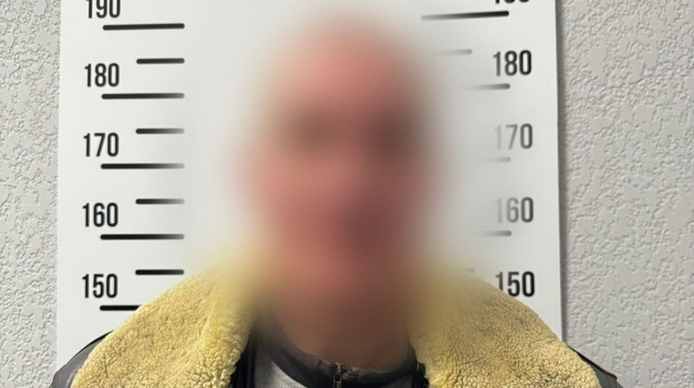 На Закарпатті ув'язнили 52-річного чоловіка за сексуальне насильство над дівчатами 10 та 11 років