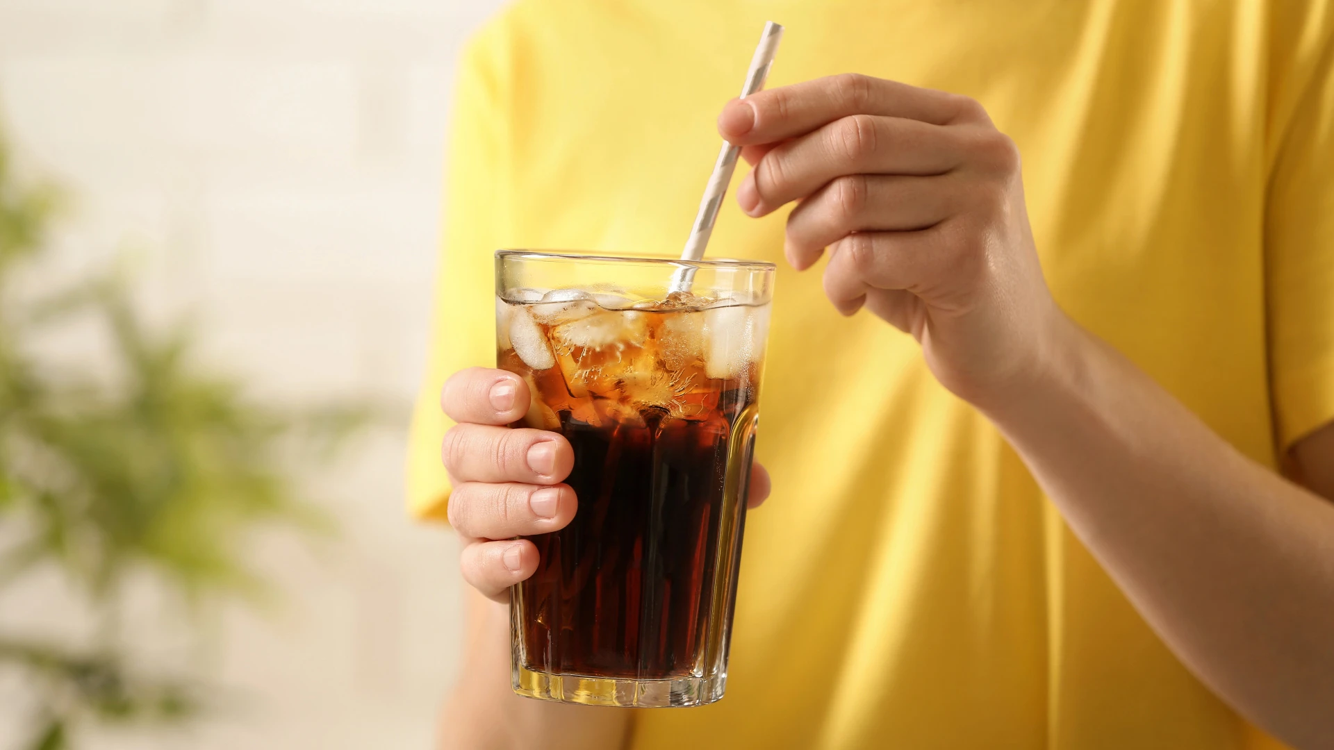 Напій Coca-Сola можна приготувати вдома: блогерка відтворила рецепт