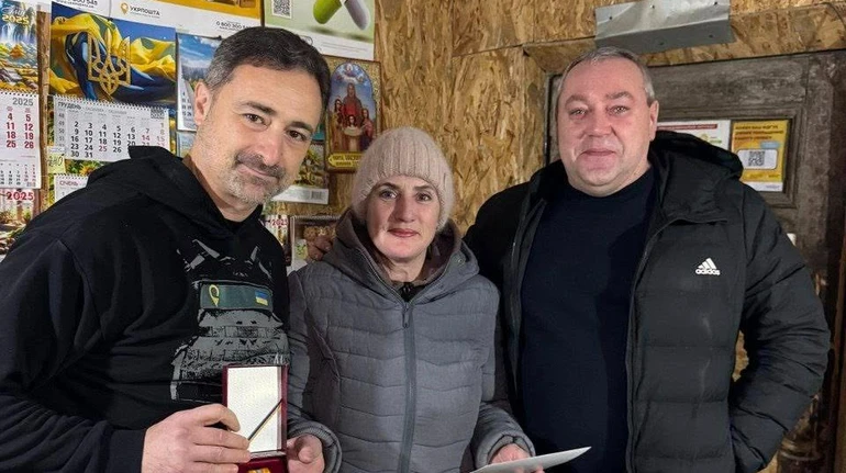 Людина невичерпної мужності: на Запоріжжі внаслідок удару дрона РФ загинула поштарка