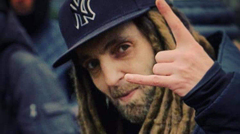The leader of the band Green Gray Andriy Diesel Yatsenko has died