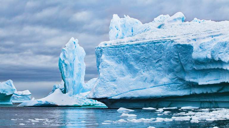 Опори, що стримують плавучі крижини Антарктики від потрапляння в океан, швидко зникають – учені
