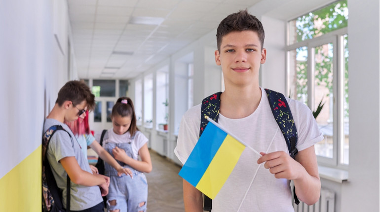 Рада підтримала законопроєкт, який пропонує не розділяти хлопців і дівчат на предметі Захист України