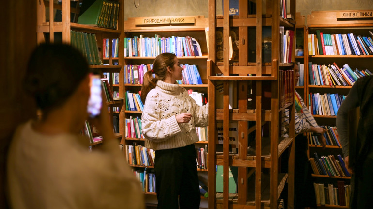 Дві третини – російських. За два роки українські бібліотеки списали понад 26 млн книжок