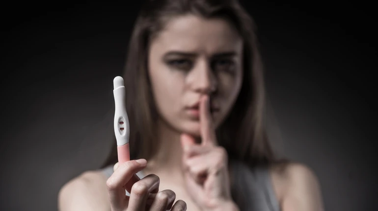 На окупованій частині Донеччини хочуть унеможливити проведення абортів – правозахисники