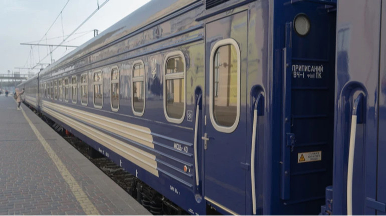 Через російську масовану атаку загинули родичі українських залізничників: що відомо