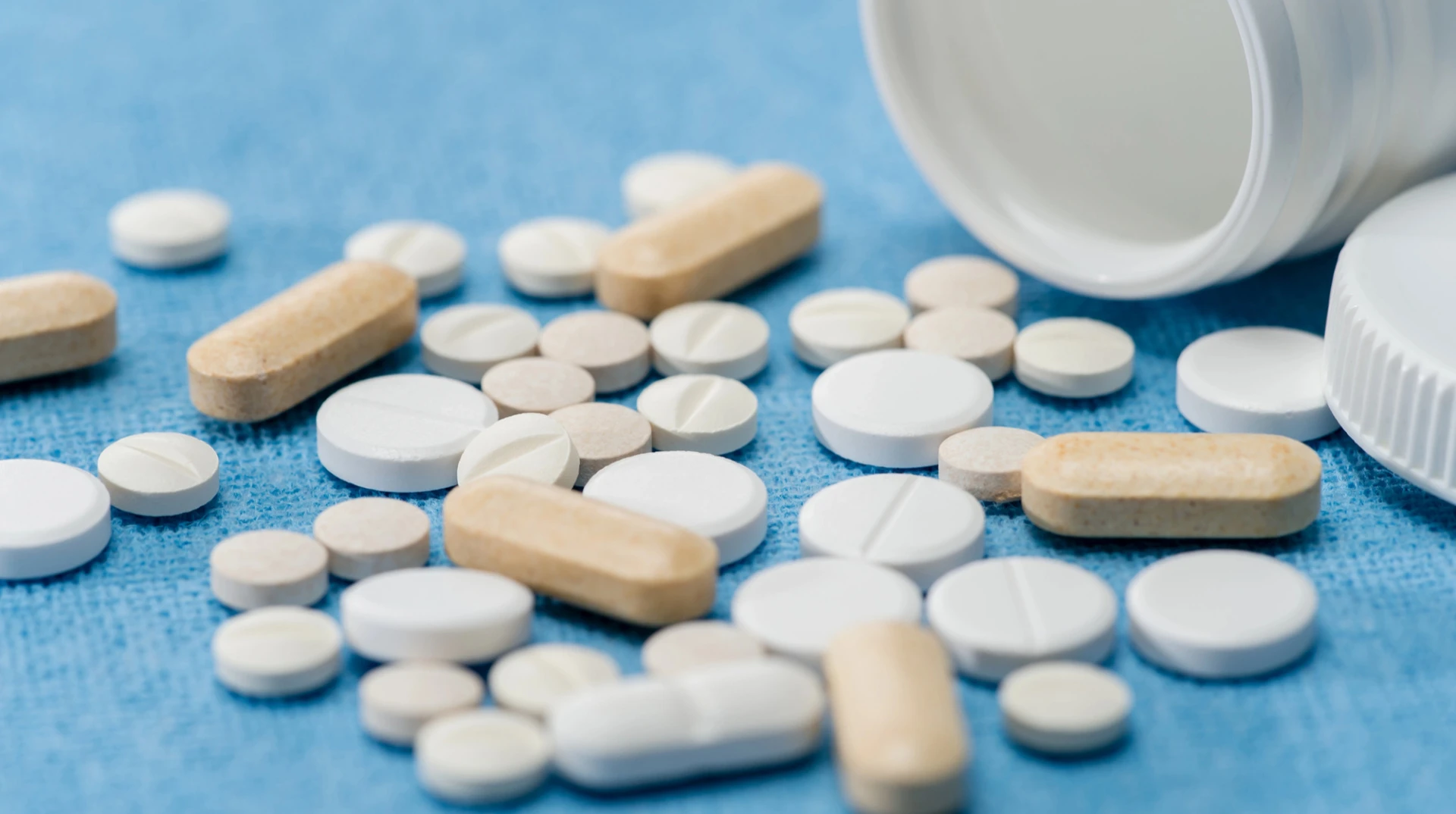 Лікування ВІЛ і туберкульозу в складних умовах: як зберігати ліки й не переривати терапію