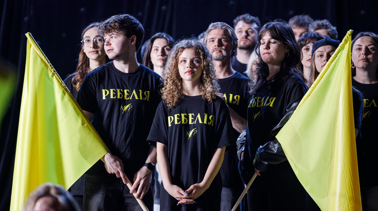 Перший sold out у Жовтневому. МУР розповіли подробиці нової вистави