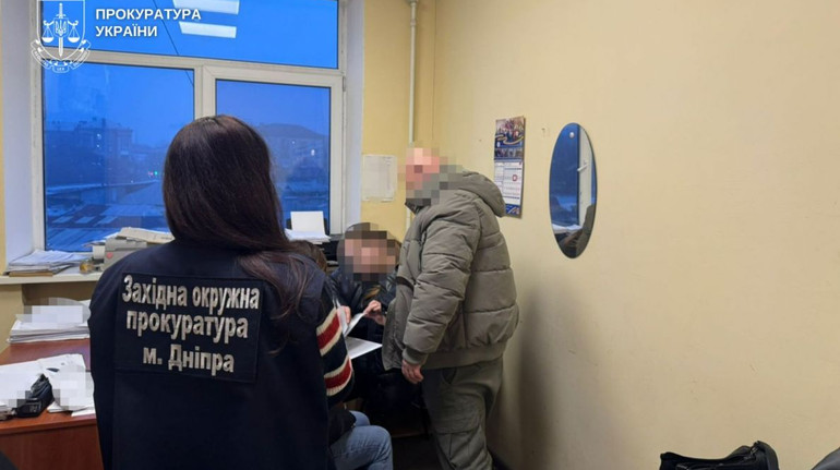 Прооперували здорову руку дитини замість травмованої: у Дніпрі підозру отримали двоє лікарів