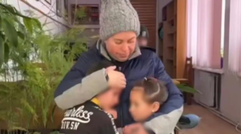 На батьків склали 23 протоколи: у держслужбі пояснили, чому в родини з Ірпеня забрали чотирьох дітей