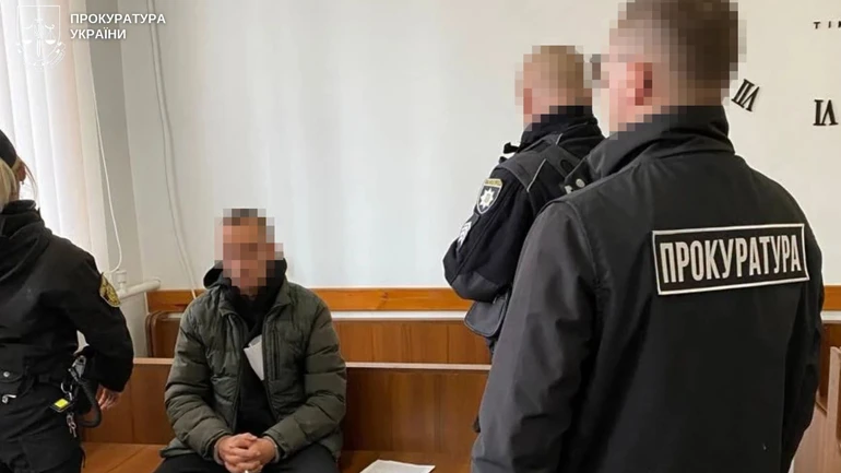 На Львівщині юнака судили за зґвалтування зведеної 13-річної сестри, яка приїхала на літні канікули