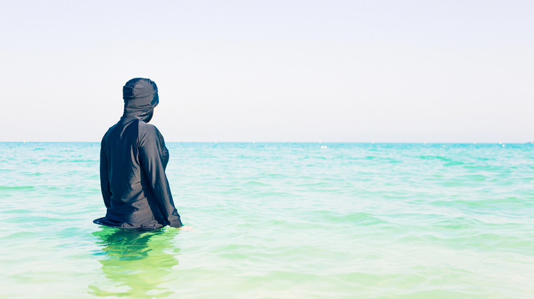 In Syria, women were fully closed to the body on the beaches