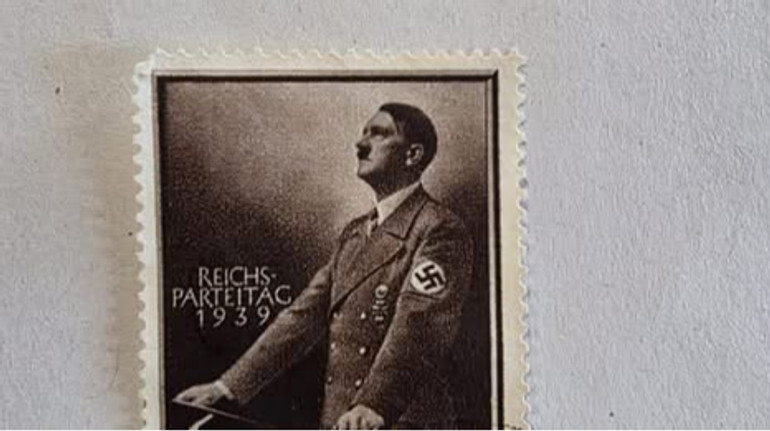 До України намагалися ввезти понад 14 тисяч марок з нацистською символікою – митники