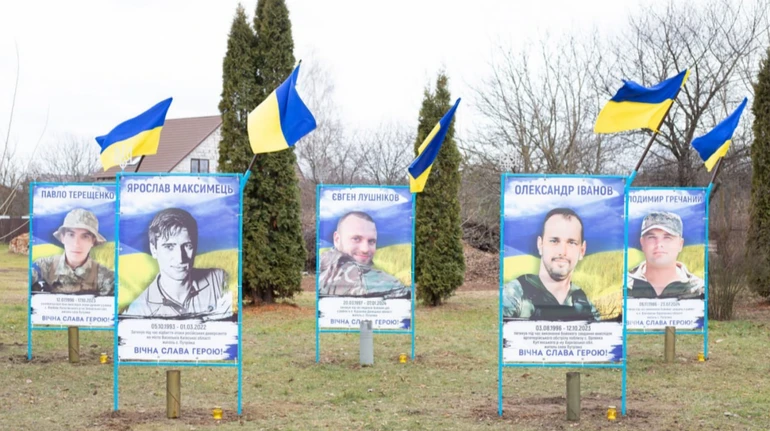 Танцювали під російську музику біля Алеї Слави на Київщині: батьків дівчат притягнули до відповідальності