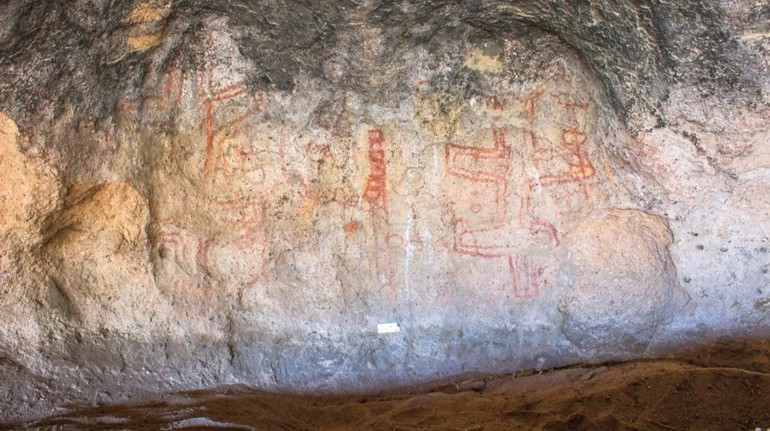 В Аргентині у печері виявили найдавніші наскельні малюнки: їм близько 8200 років