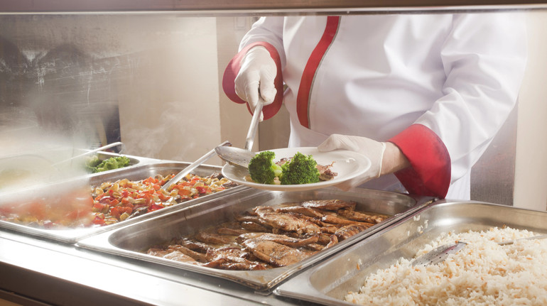 Уряд затвердив черговий розподіл субвенції на модернізацію харчоблоків у школах і військових ліцеях